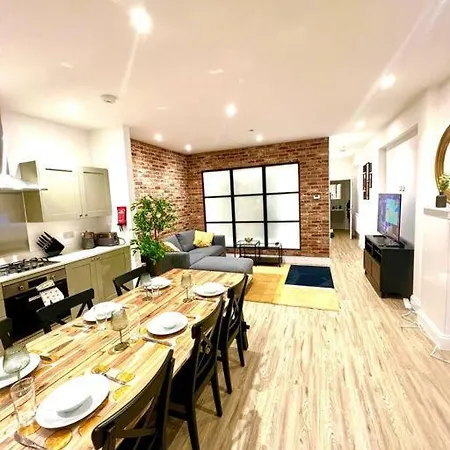 Brand New Apt - Beach Breeze Spacious 1-Bedroom Apartment With Parking - Sleeps 4 Ppl- Internet Bournemouth Exterior photo